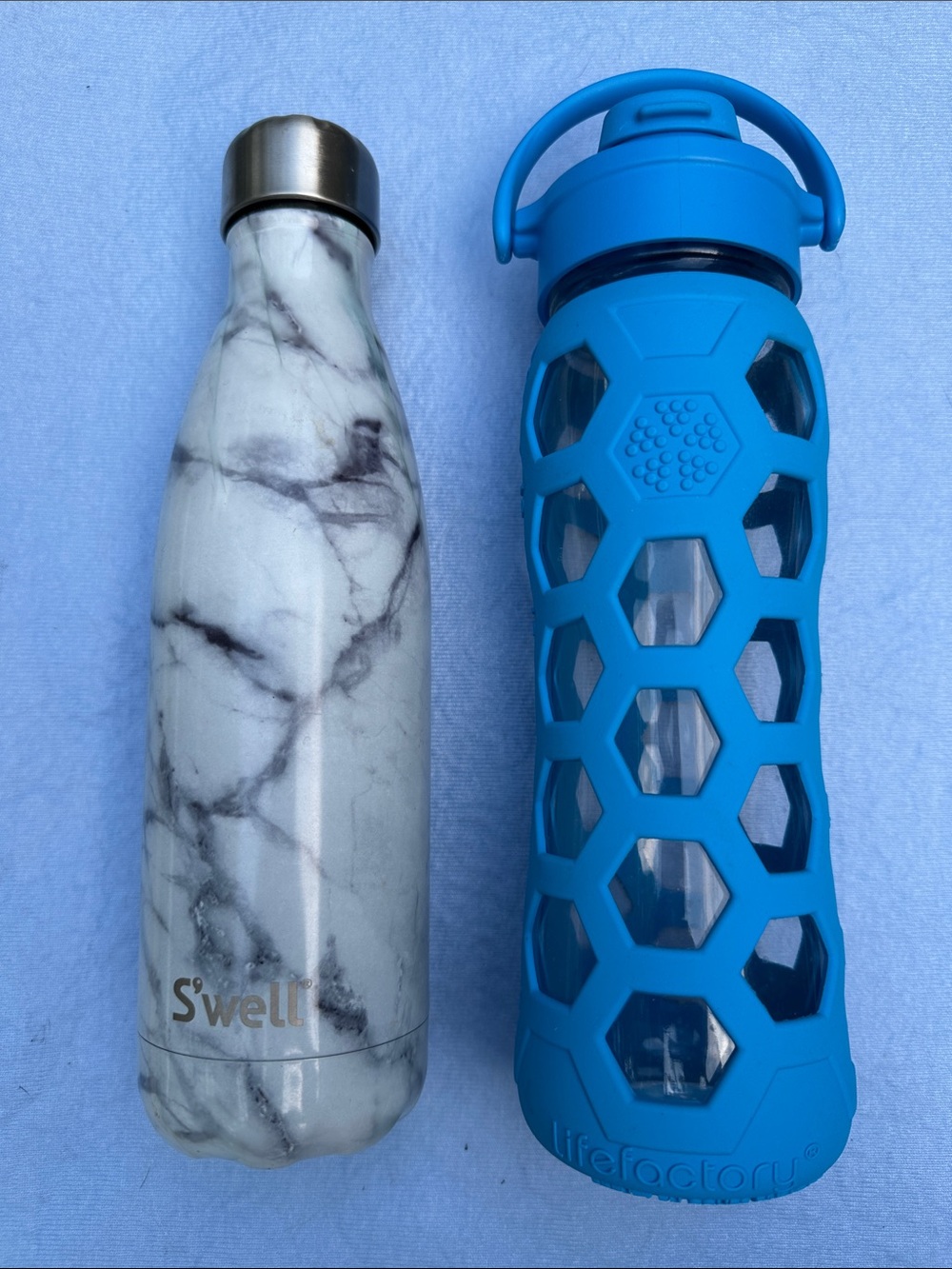 Set/2! S'well White Marble Insulated Bottle with Bright Blue Glass Bottle Sleeve